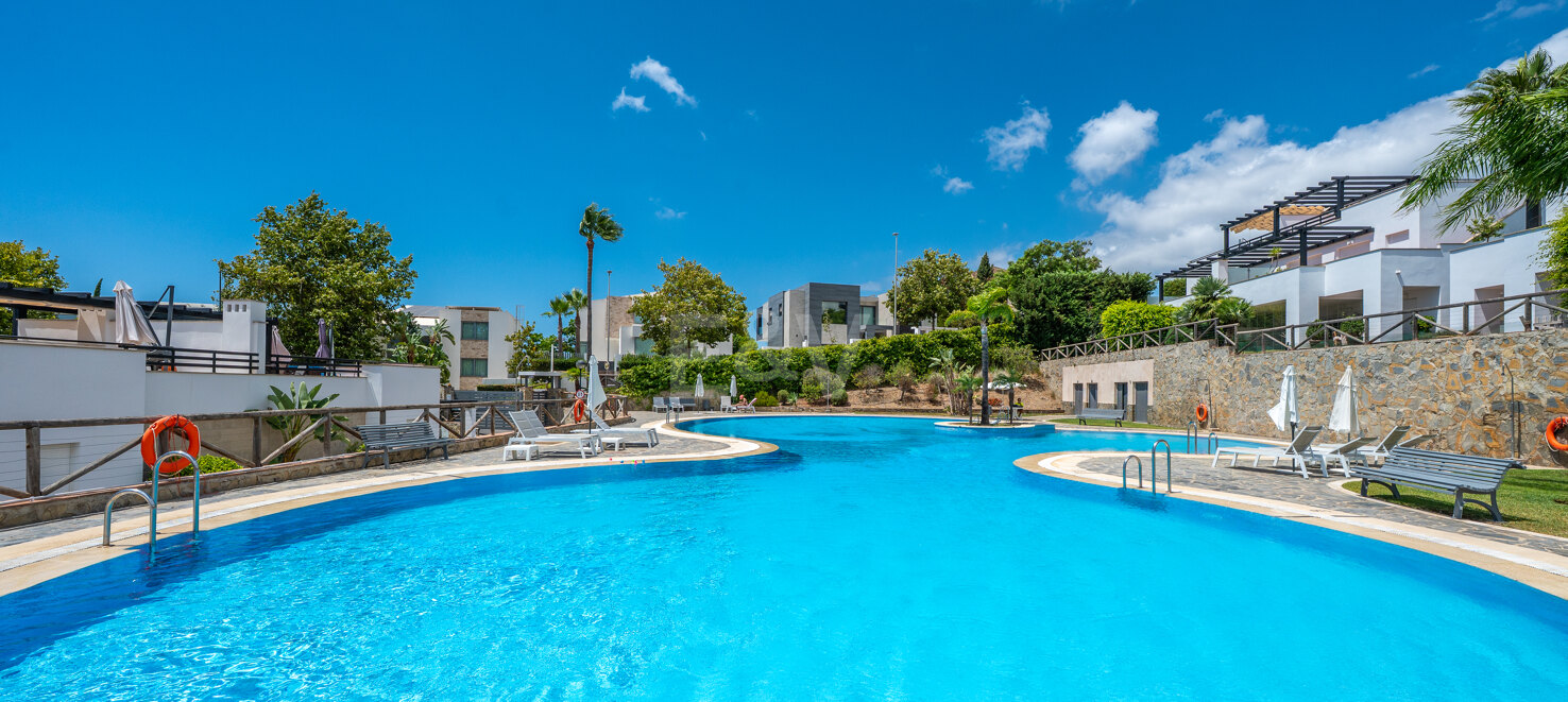 Maison Jumelée à louer en Los Monteros, Marbella Est