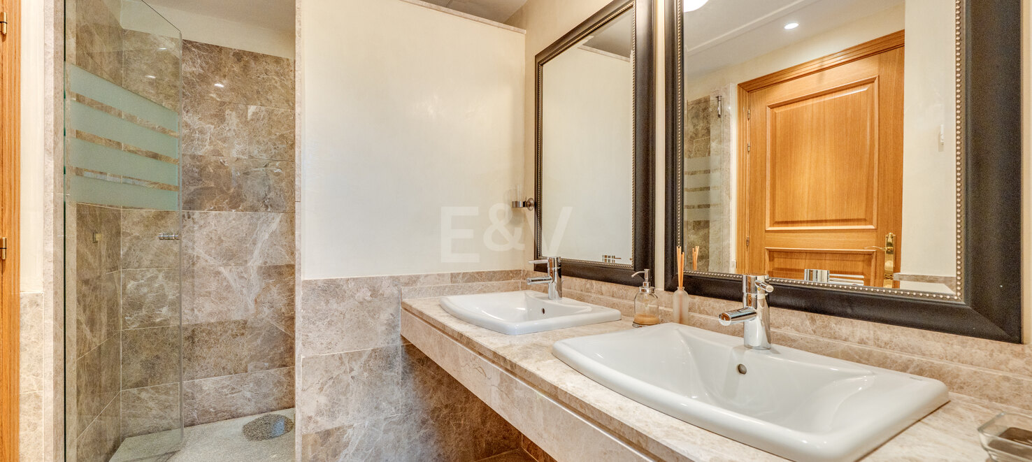 Maison Jumelée à louer en Los Monteros, Marbella Est