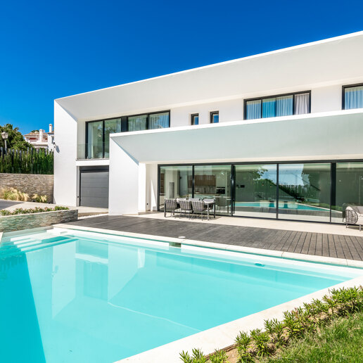 Villa de luxe avec vue sur la mer à Cabopino