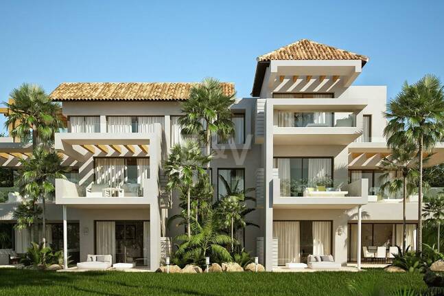 Marbella Club Hills, Villas, apartments and penthouses in a secure gated community with state of the art facilities 10 minutes' drive to Puerto Banús