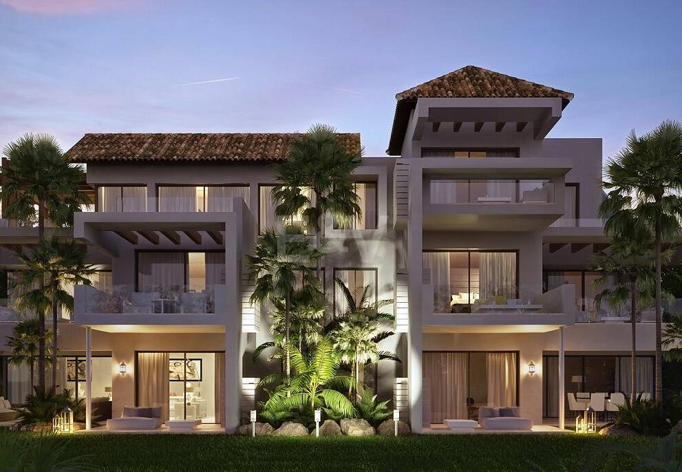 Marbella Club Hills, Villas, apartments and penthouses in a secure gated community with state of the art facilities 10 minutes' drive to Puerto Banús
