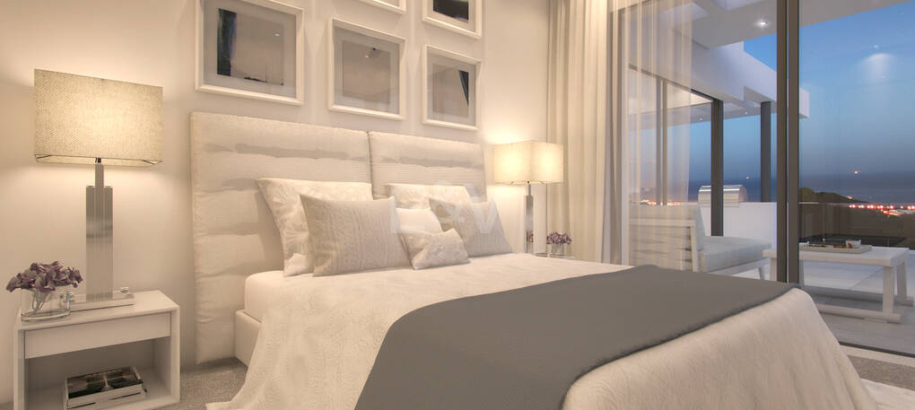 Unique resort with panoramic views and on-site leisure facilities minutes away from Marbella