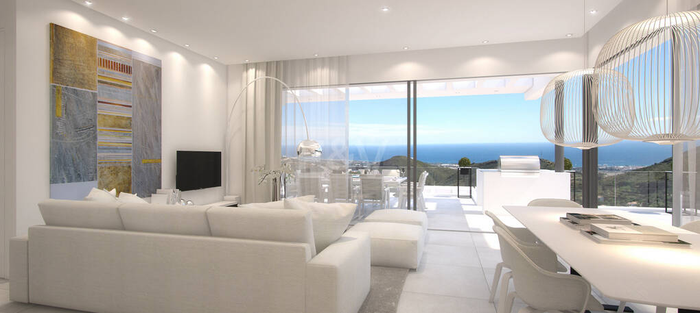 Unique resort with panoramic views and on-site leisure facilities minutes away from Marbella