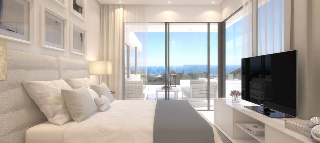 Unique resort with panoramic views and on-site leisure facilities minutes away from Marbella