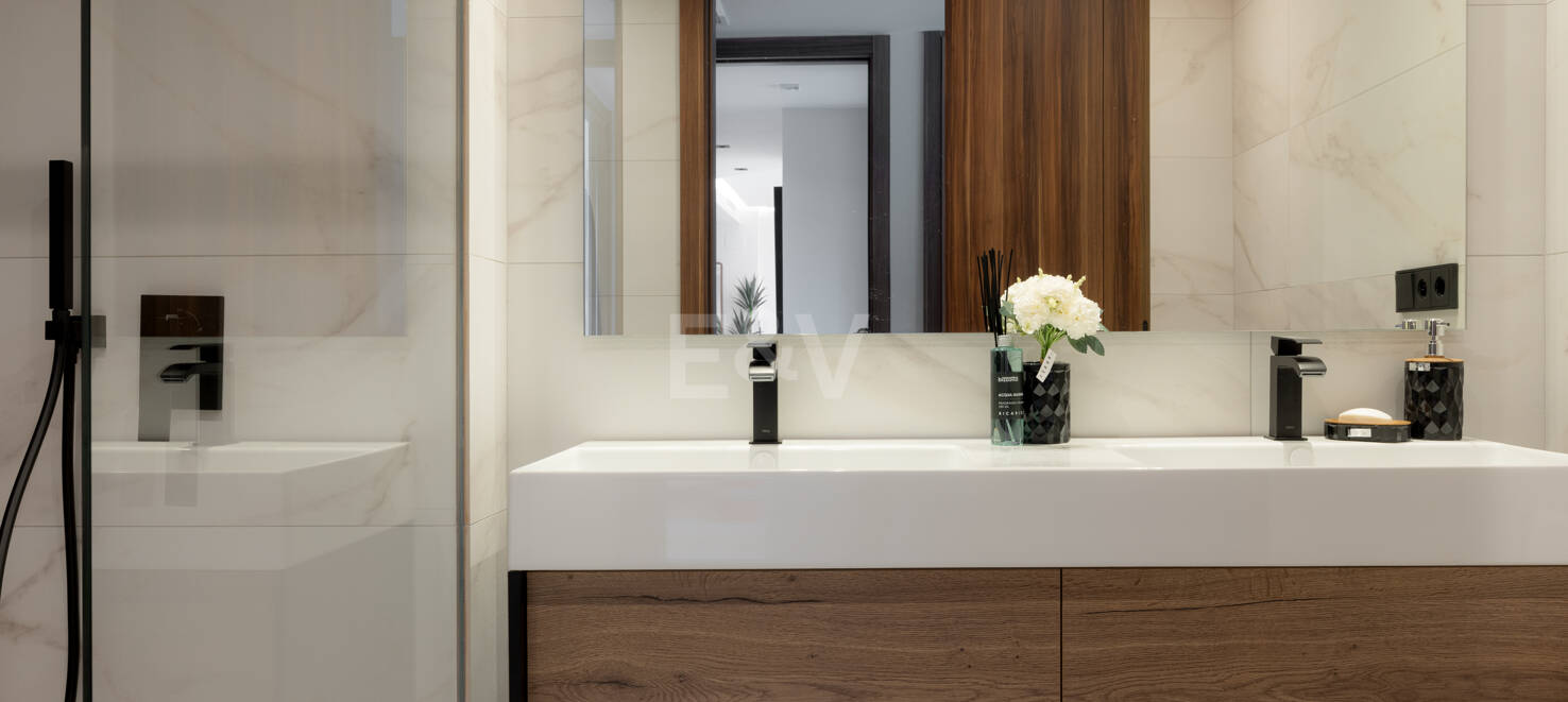 New apartments in San Pedro with terraces and ideal location