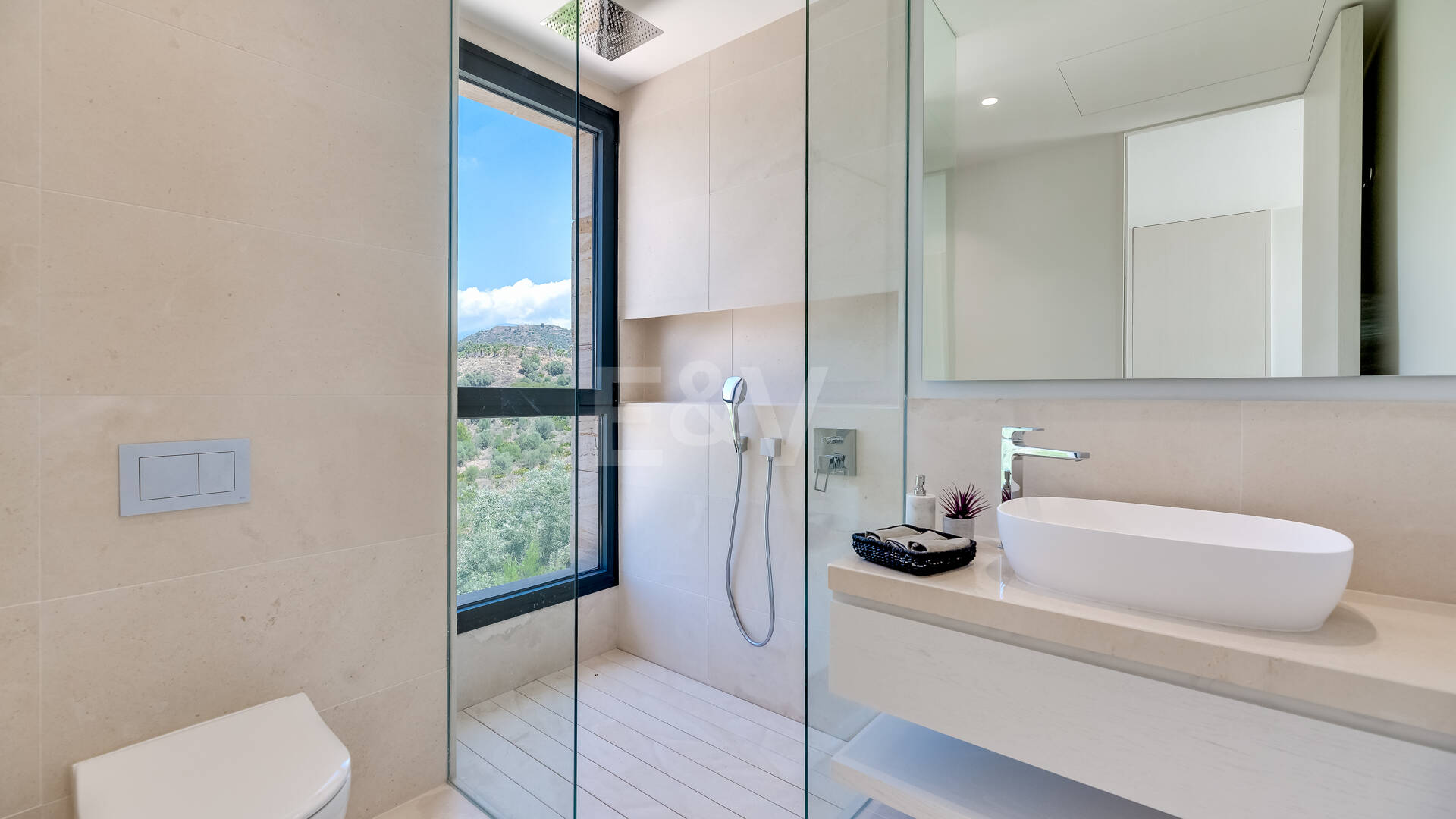 Exclusivas villas de diseño en Lomas del Virrey, Milla de Oro