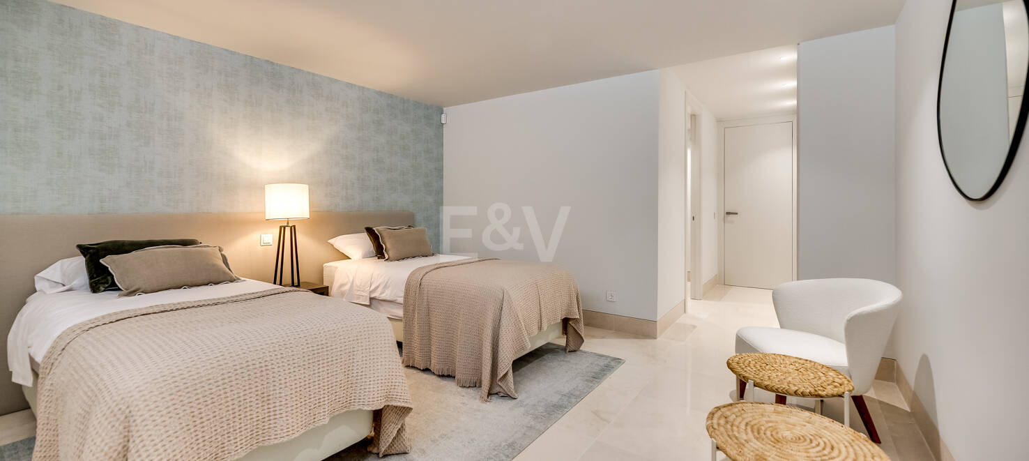 Exclusive signature villas in Lomas del Virrey, Golden Mile