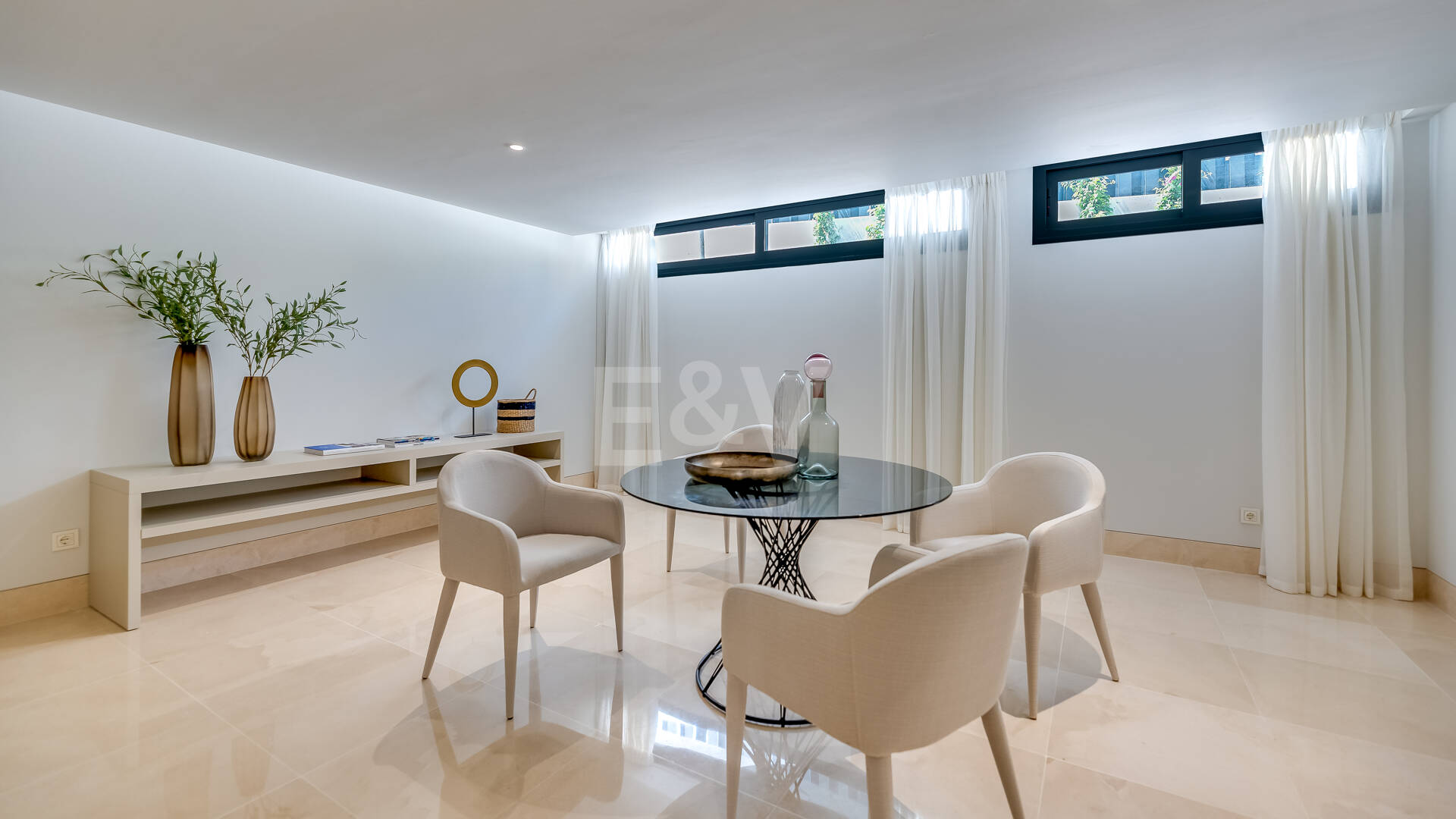 Exclusivas villas de diseño en Lomas del Virrey, Milla de Oro