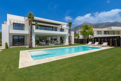 Exclusivas villas de diseño en Lomas del Virrey, Milla de Oro