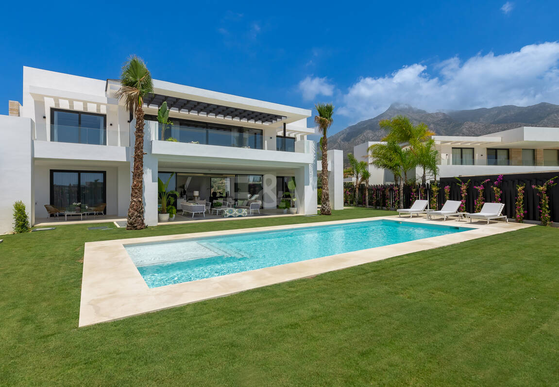 Exclusivas villas de diseño en Lomas del Virrey, Milla de Oro