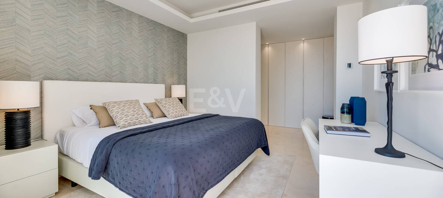 Exclusive signature villas in Lomas del Virrey, Golden Mile