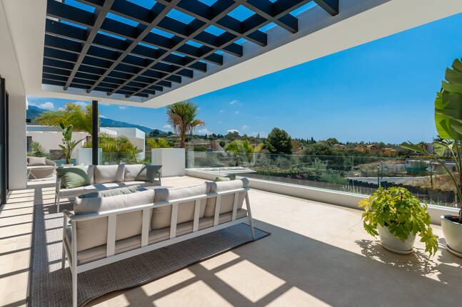 Exclusivas villas de diseño en Lomas del Virrey, Milla de Oro