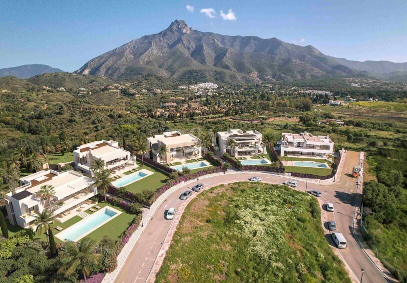 Exclusivas villas de diseño en Lomas del Virrey, Milla de Oro