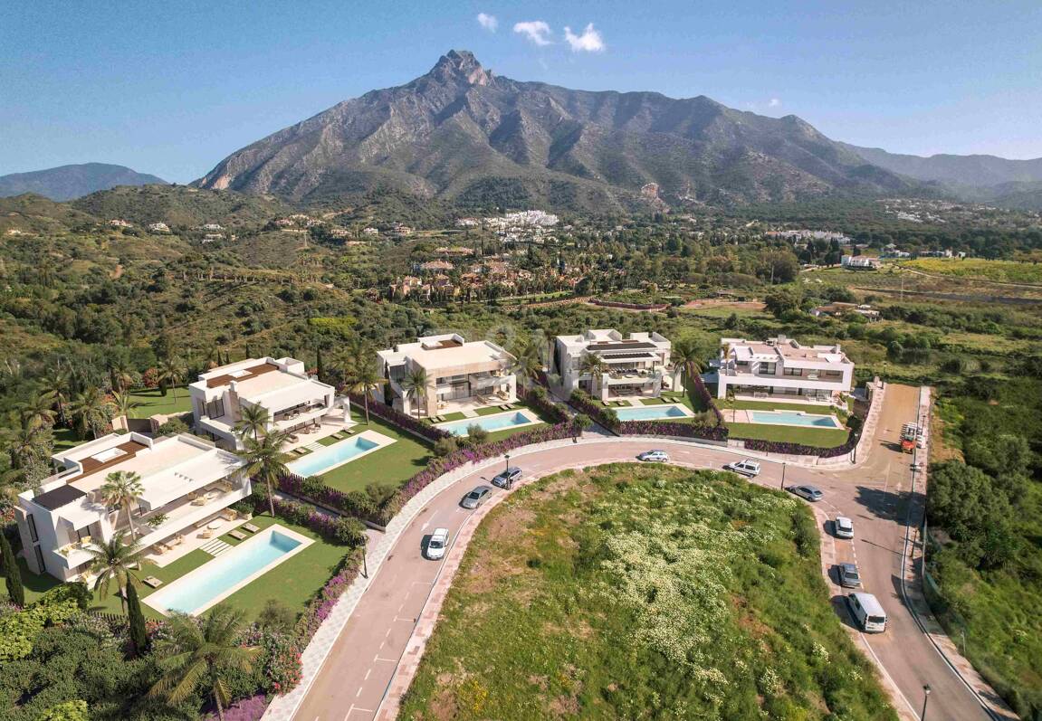 Exclusivas villas de diseño en Lomas del Virrey, Milla de Oro