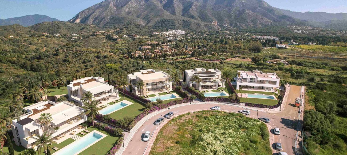 Exclusive signature villas in Lomas del Virrey, Golden Mile