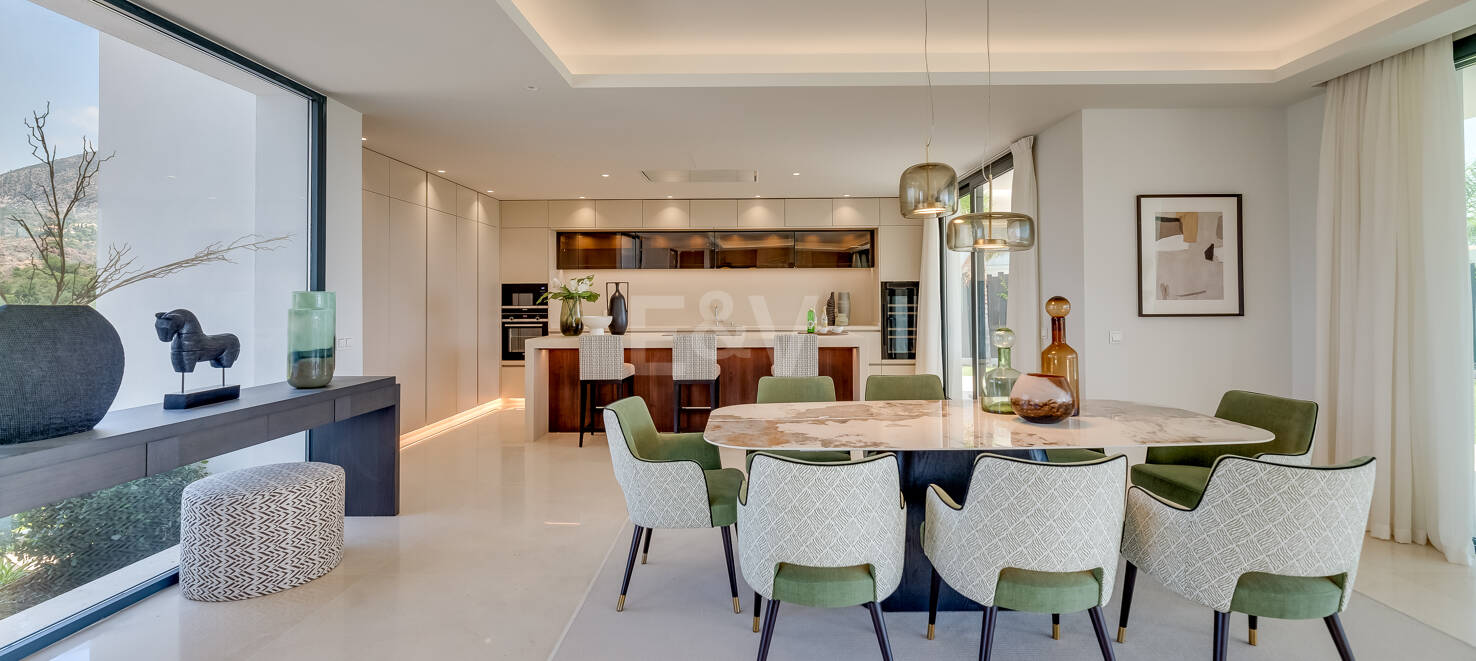 Exclusive signature villas in Lomas del Virrey, Golden Mile