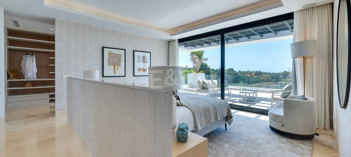 Exclusive signature villas in Lomas del Virrey, Golden Mile