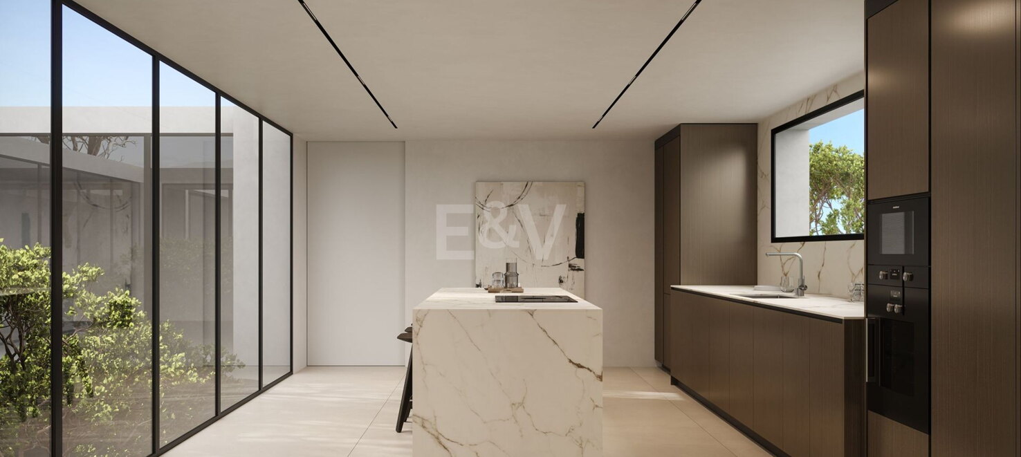 Donde el cielo se encuentra con el mar: Apartamento elevado que vive sobre Marbella