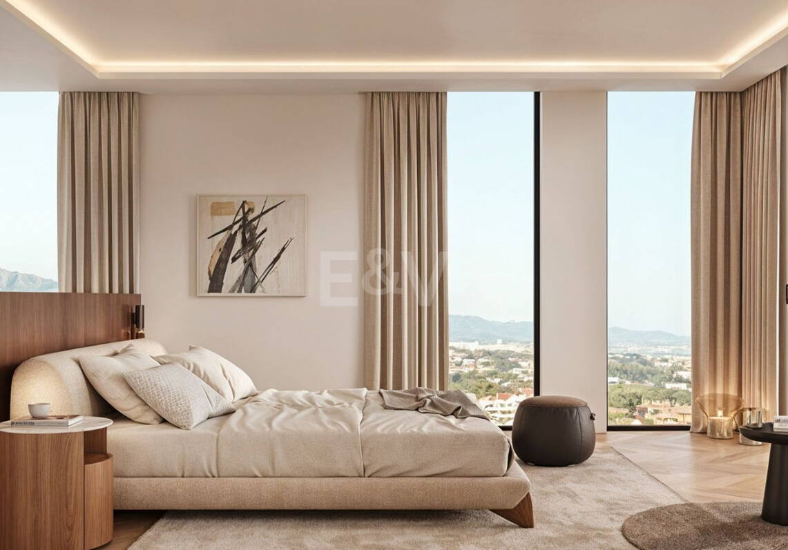 The Sky, Donde el cielo se encuentra con el mar: Apartamento elevado que vive sobre Marbella