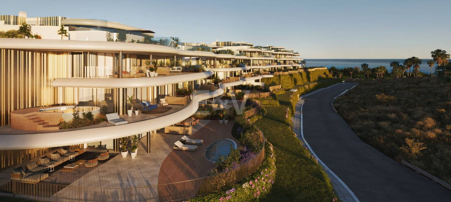 Där himlen möter havet: Upphöjd lägenhet boende ovanför Marbella