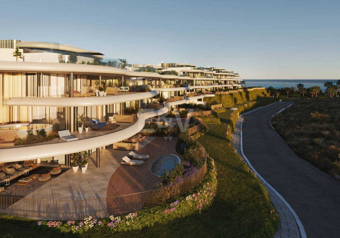The Sky, Donde el cielo se encuentra con el mar: Apartamento elevado que vive sobre Marbella