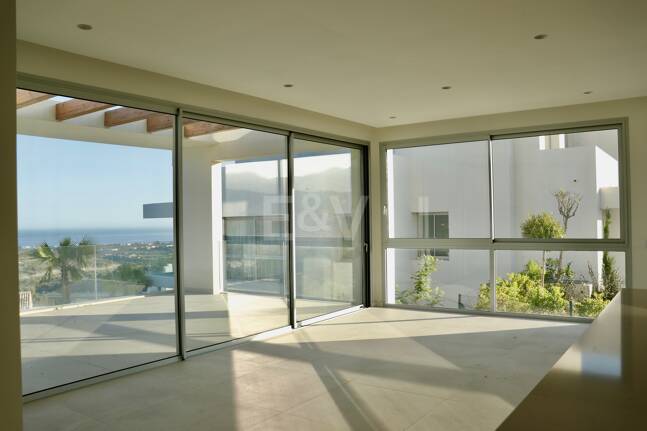 Marbella Club Hills Phase II, Raffinerad landsbygdsliv i en av Europas mest exklusiva enklaver