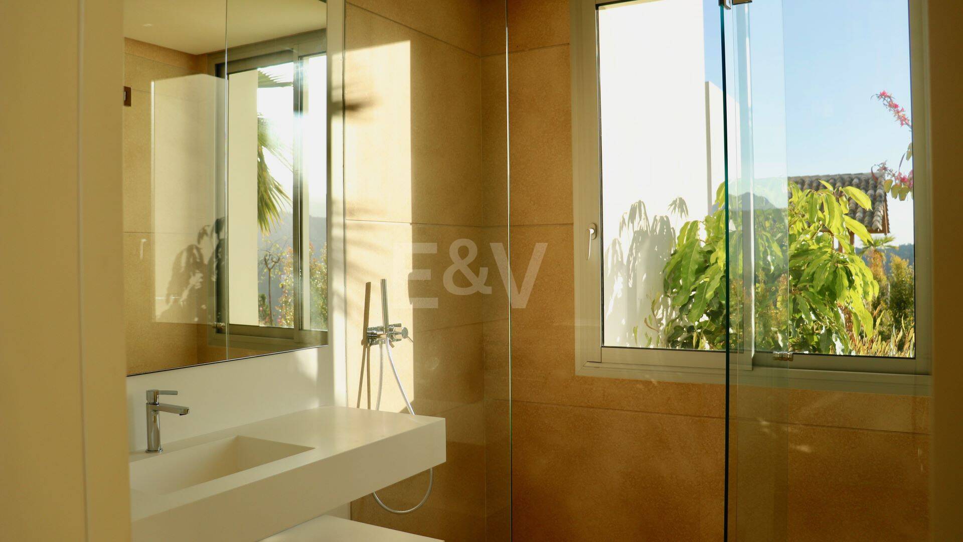 Marbella Club Hills Phase II, Raffinerad landsbygdsliv i en av Europas mest exklusiva enklaver