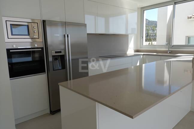 Marbella Club Hills Phase II, Raffinerad landsbygdsliv i en av Europas mest exklusiva enklaver