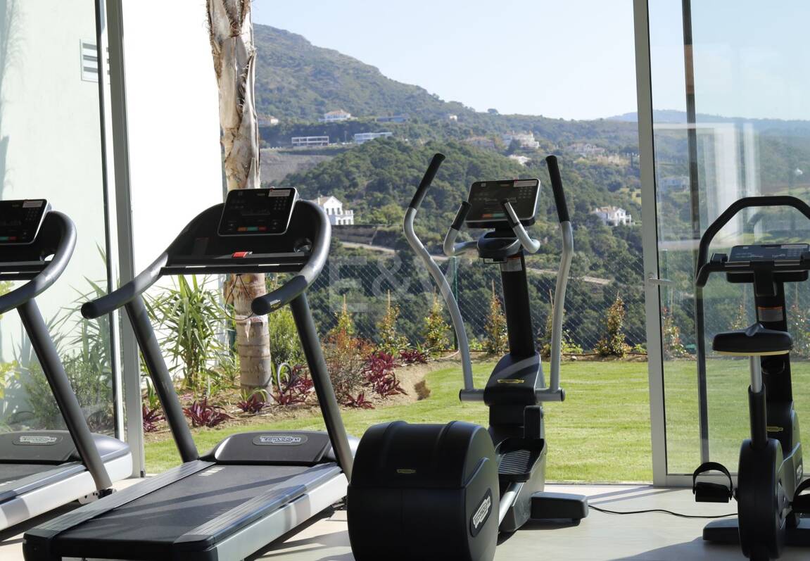 Marbella Club Hills Phase II, Raffinerad landsbygdsliv i en av Europas mest exklusiva enklaver