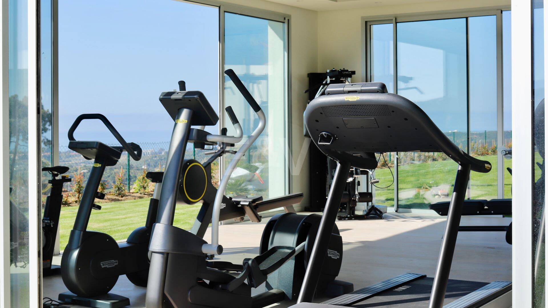 Marbella Club Hills Phase II, Raffinerad landsbygdsliv i en av Europas mest exklusiva enklaver