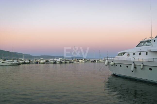 Altura 160, En dold pärla i bergen i Benahavís