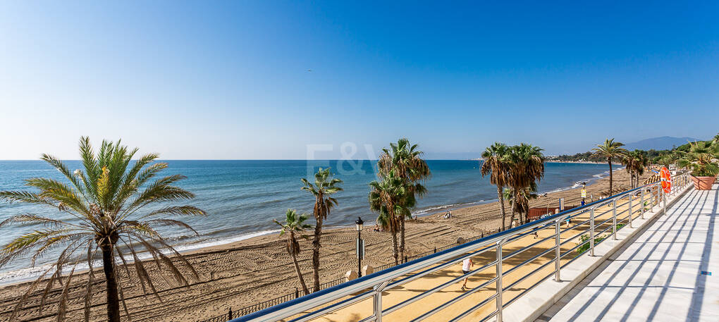 Exclusive Villas with Panoramic Sea Views on Marbella’s Golden Mile