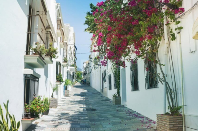 Villas Gardenias, Exclusive Villas with Panoramic Sea Views on Marbella’s Golden Mile