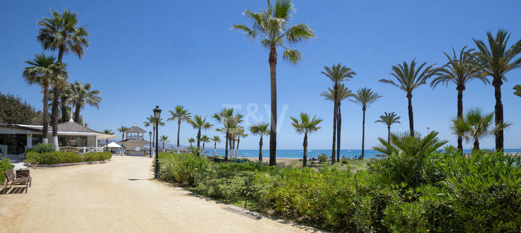 Exclusive Villas with Panoramic Sea Views on Marbella’s Golden Mile