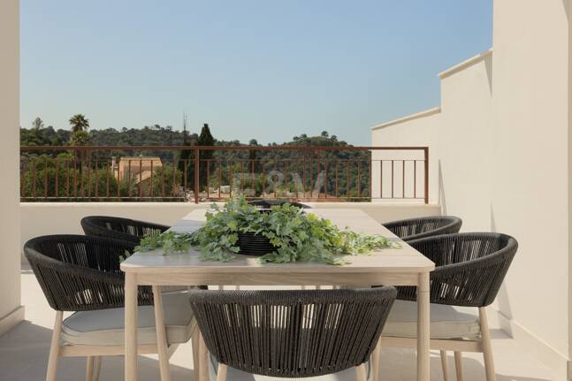 Almazara Forest, Exklusiva bostäder med utsikt över bergen och havet