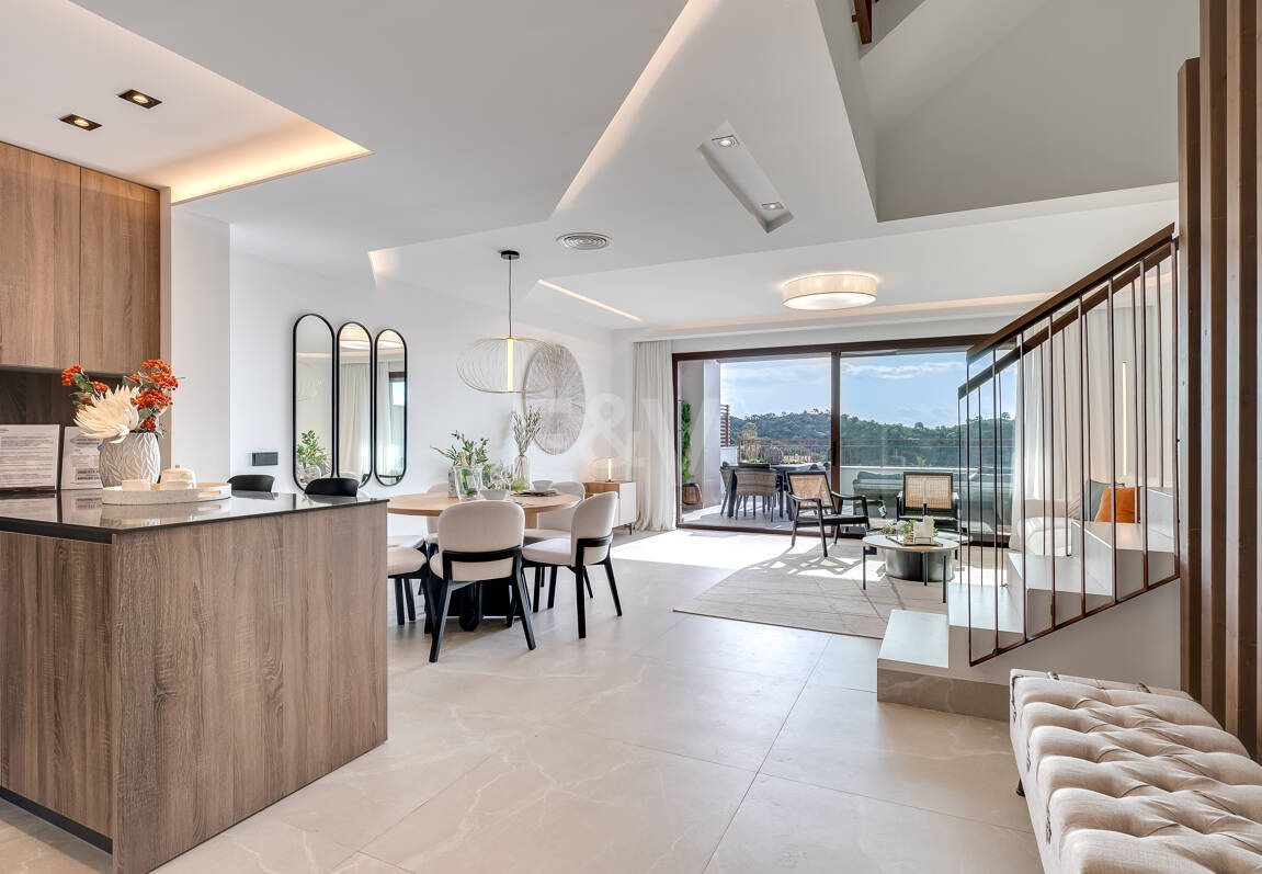 Almazara Views, Panoramisches Wohnen in den Bergen mit Blick auf den See