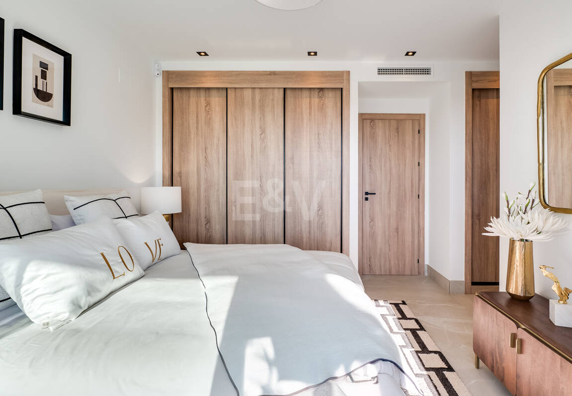 Almazara Views, Panoramisches Wohnen in den Bergen mit Blick auf den See