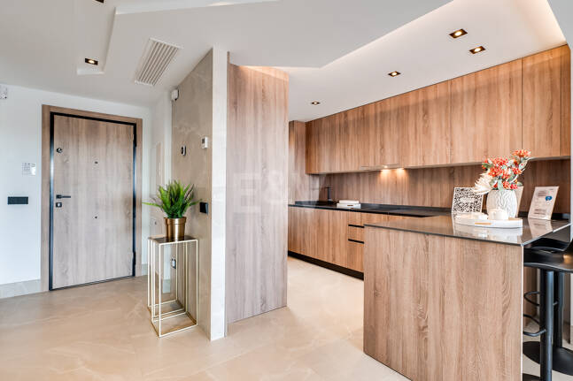 Almazara Views, Panoramisches Wohnen in den Bergen mit Blick auf den See