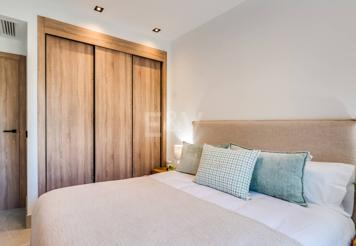 Almazara Views, Panoramisches Wohnen in den Bergen mit Blick auf den See