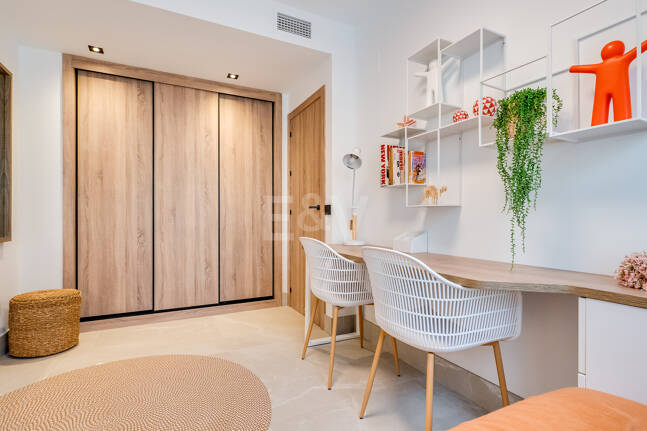 Almazara Views, Panoramisches Wohnen in den Bergen mit Blick auf den See