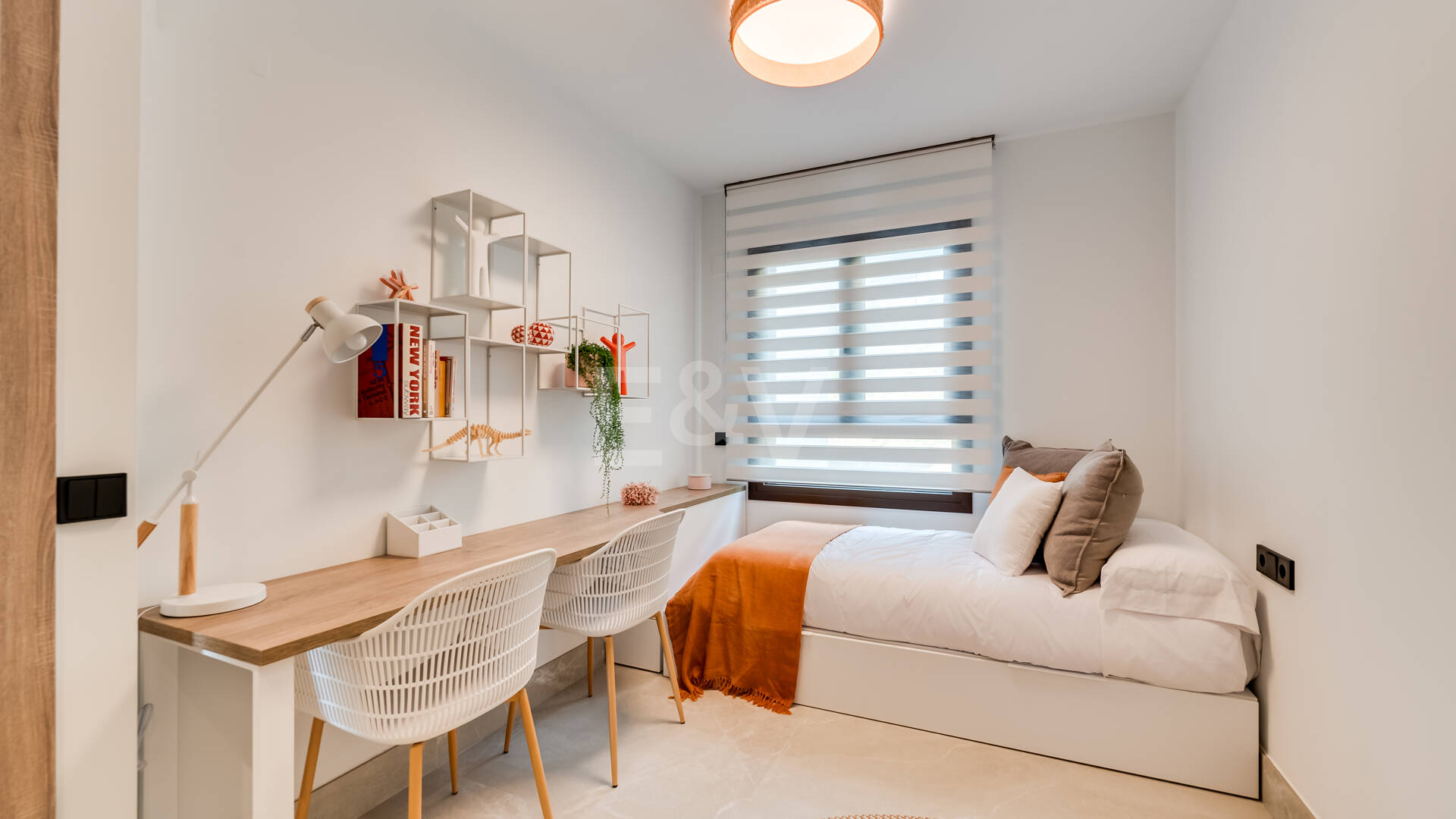 Almazara Views, Panoramisches Wohnen in den Bergen mit Blick auf den See