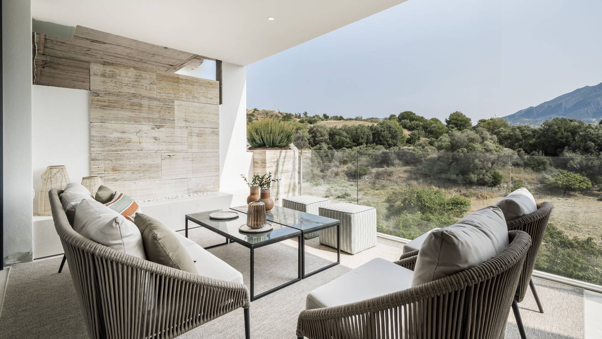 Aloha Forest, Elevated Living in the Heart of Golf Valley