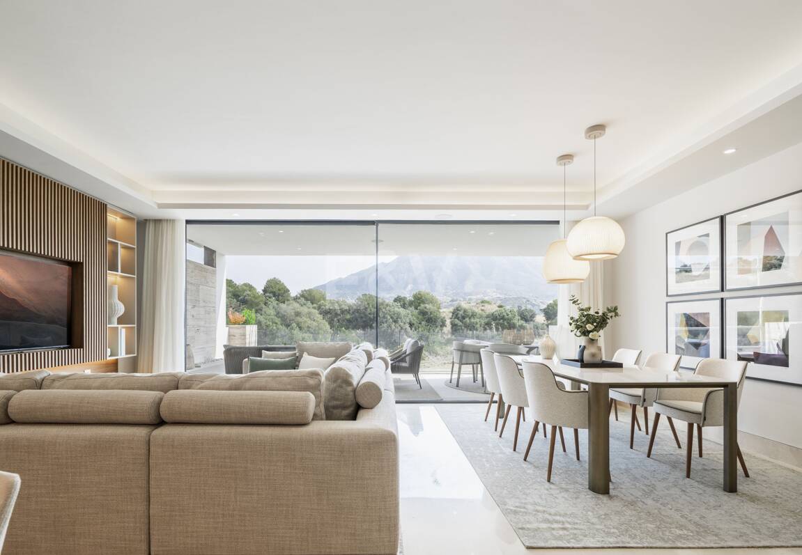 Aloha Forest, Elevated Living in the Heart of Golf Valley