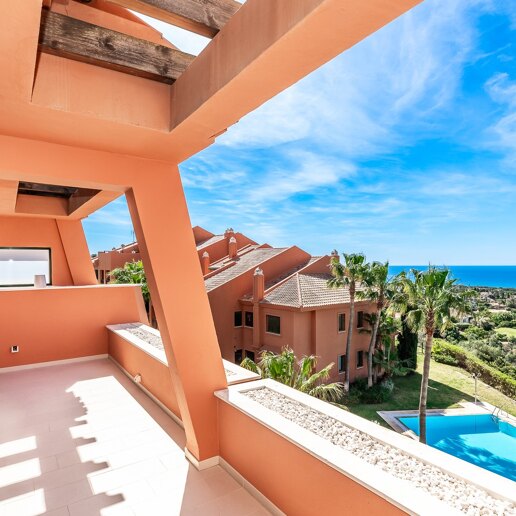 Modern 3-bedroom Duplex Penthouse in El Rosario with Panoramic Views