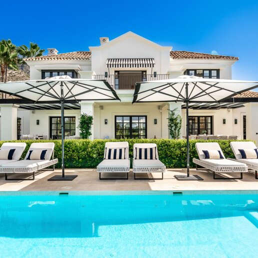 Immaculate Villa with Sea Views in Sierra Blanca