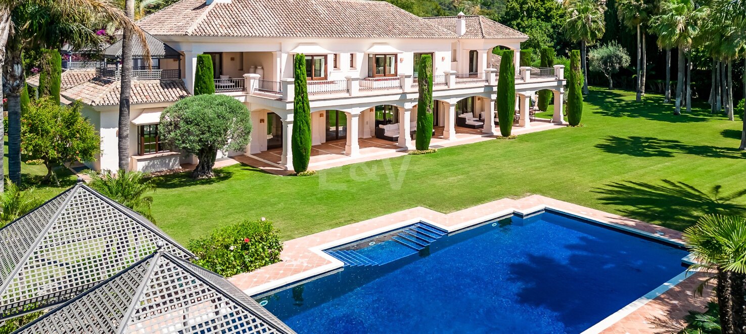 Magnificent Andalusian Villa in Sierra Blanca