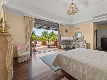 Villa Seabeach - En imponerande klassisk herrgård i Aloha