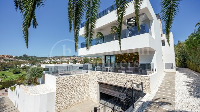 Villa Adine - Luxury Villa with Stunning Views