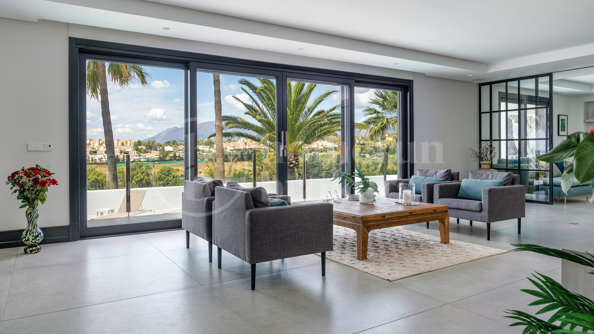 Villa Guadalmina 421 - Charming Property with Sea Views