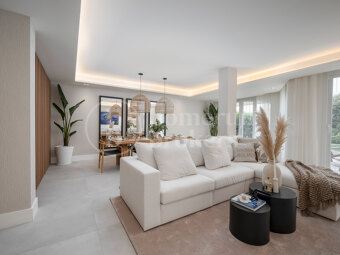 Townhouse La Quinta Hills - A beautiful townhouse in La Quinta with views of mountains, golf and sea